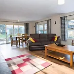 4 Bedroom House By Travel Lets Homes With Beautiful Ocean View