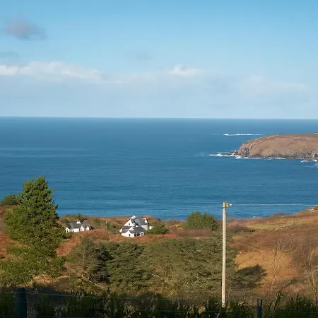 4 Bedroom House By Travel Lets Homes With Beautiful Ocean View